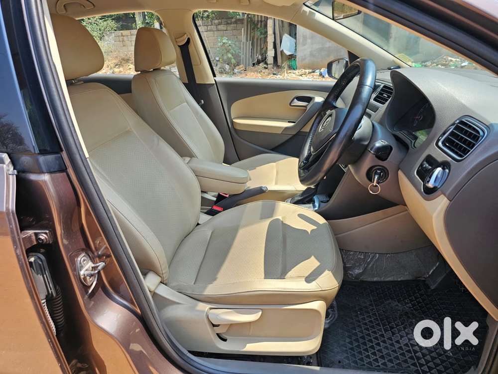 Volkswagen Vento 1.2 Tsi Highline At, 2015, Petrol