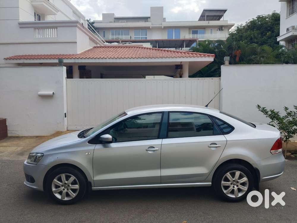 Volkswagen Vento Petrol Highline, 2011, Petrol