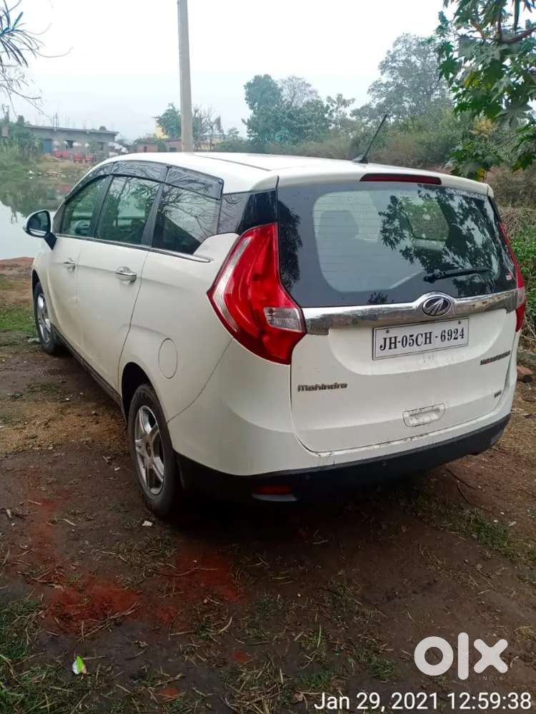 Mahindra Marazzo Diesel 2019