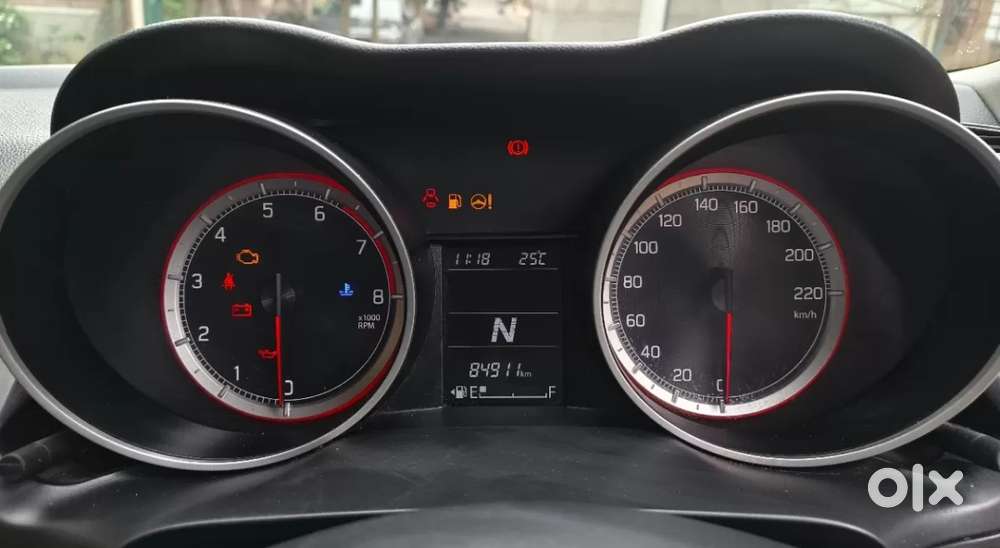 Maruti Suzuki Swift Amt Vxi, 2018, Petrol