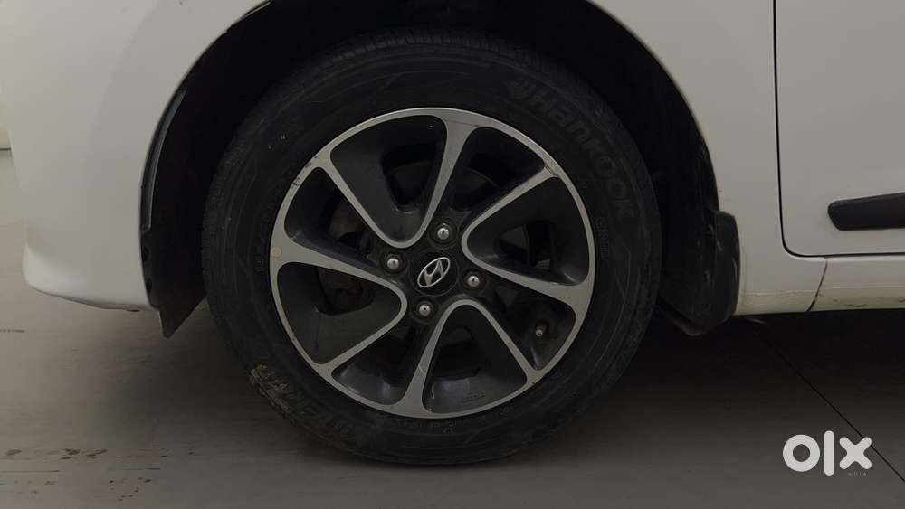 Hyundai Grand I10 [2017-2020] 1.2 Kappa Vtvt Sportz At, 2019, Petrol