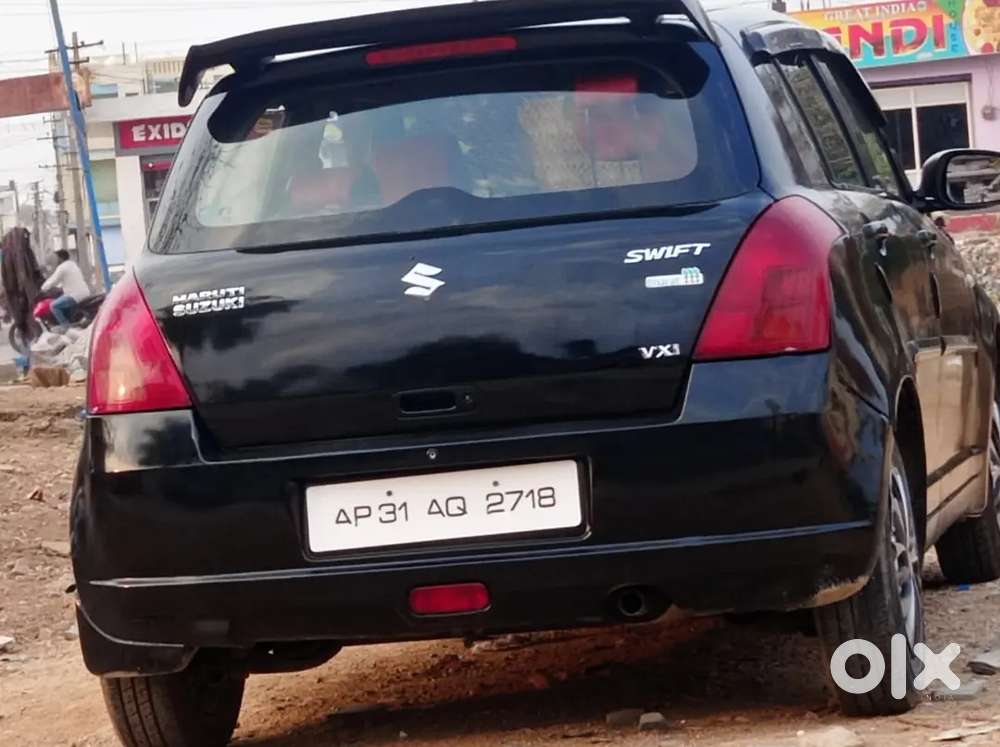 Maruti Suzuki Swift 2006 Petrol 130000 Km Driven