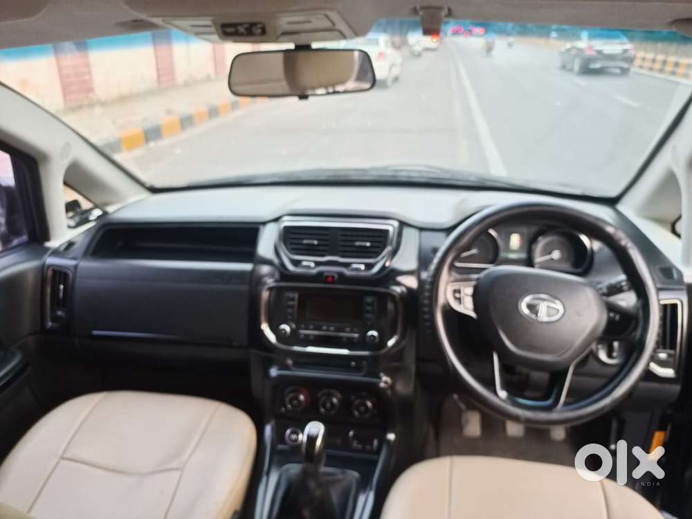 Tata Hexa 2.2 Xe 4x2 7 Str, 2018, Diesel