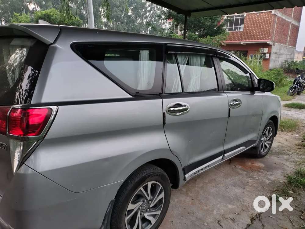 Toyota Innova Crysta 2021