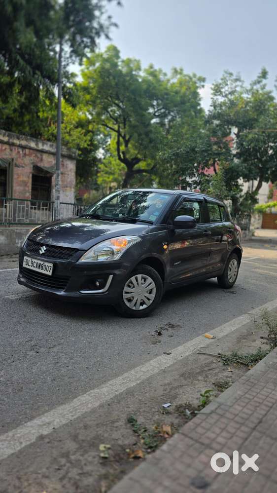 Maruti Suzuki Swift 1.2 Dlx, 2017, Petrol