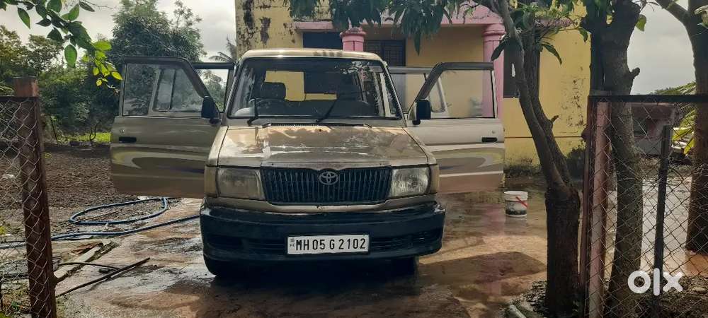 Toyota Qualis 2003 Diesel 200000 Km Driven
Tyre New 
Battery New
