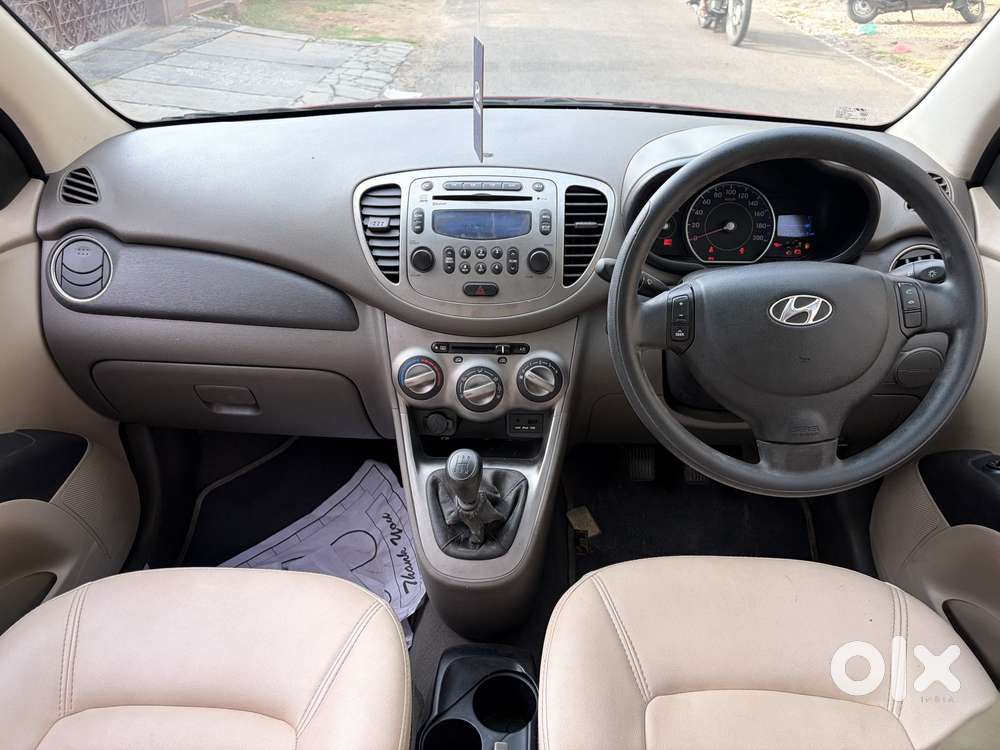Hyundai I10 Sportz, 2012, Petrol