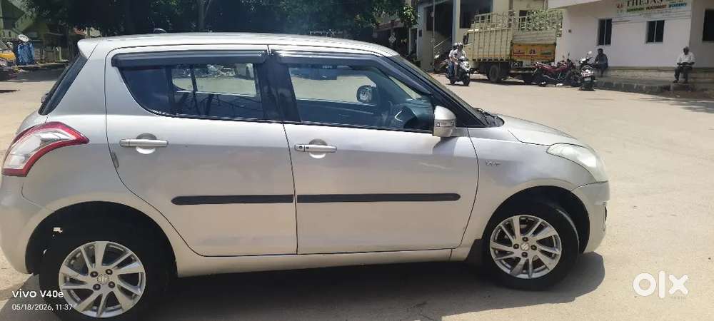 Maruthi Suzuki Swift Zxi+ Top End Model.
