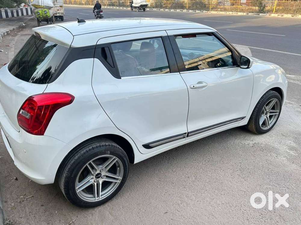 Maruti Suzuki Swift Vxi 1.2 Abs Bs-iv, 2019, Petrol