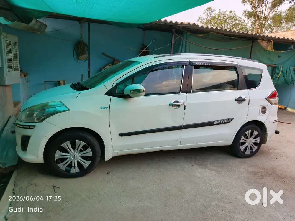 Maruti Eartiga Vxi Second Top