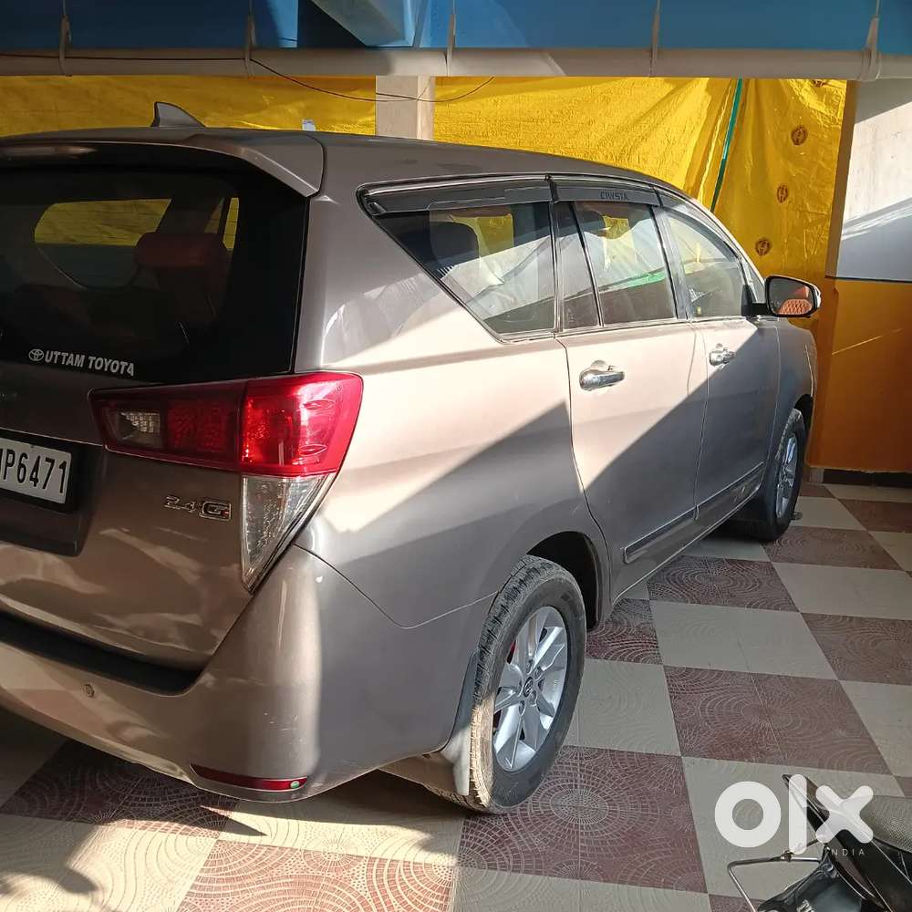 Toyota Innova Crysta 2019