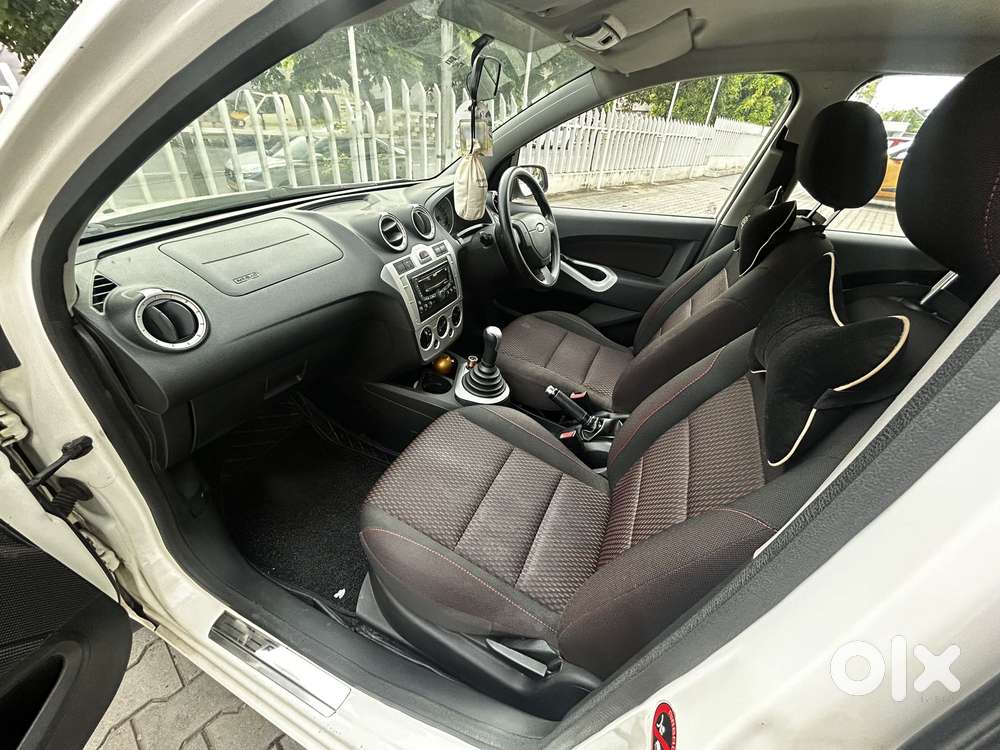 Ford Figo 1.2 Duratec Petrol Titanium, 2011, Petrol