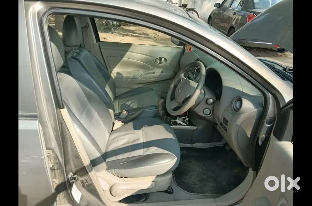 Nissan Sunny 2012 Petrol Manual