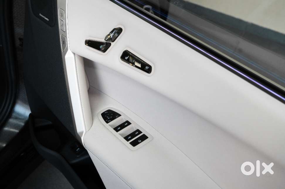 Bmw Ix Xdrive50, 2024, Electric