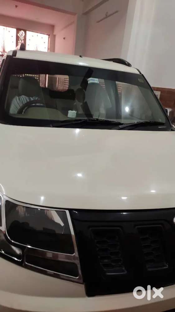 Mahindra Tuv 300 2020