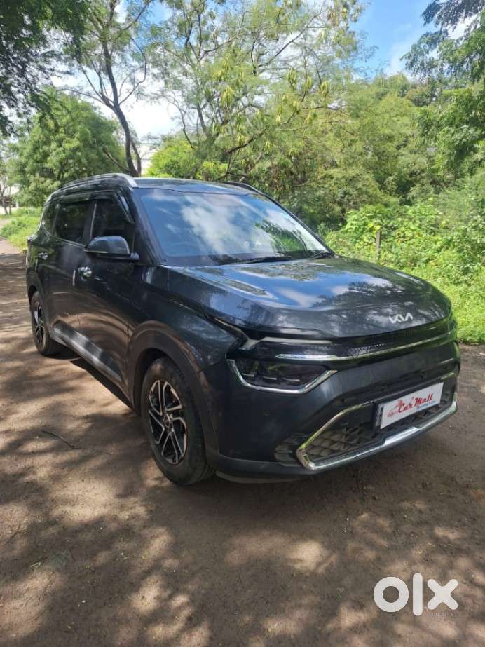 Kia Carens Luxury (o)1.5 Diesel At 7 Str, 2023