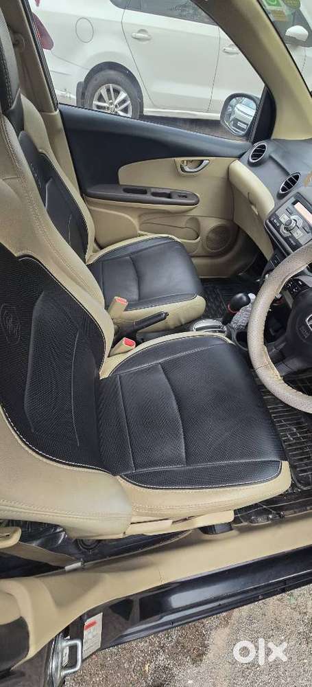 Honda Brio V Automatic, 2013, Petrol