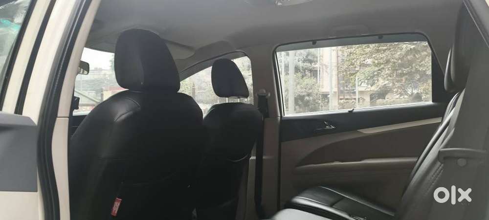 Mahindra Marazzo M8, 2019, Diesel