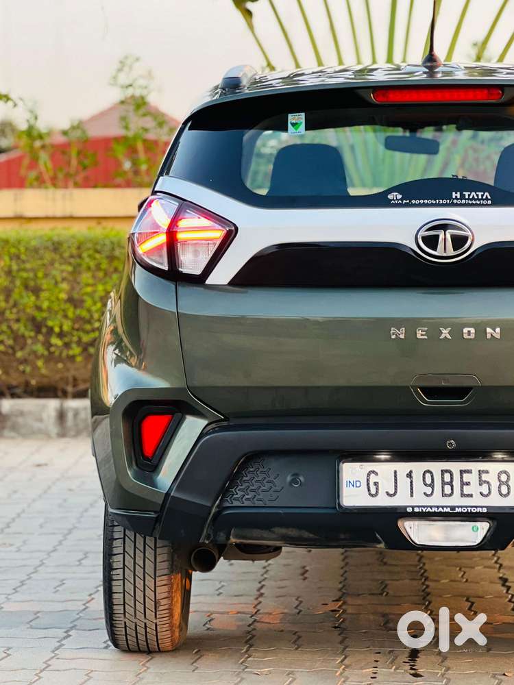 Tata Nexon, 2022, Petrol