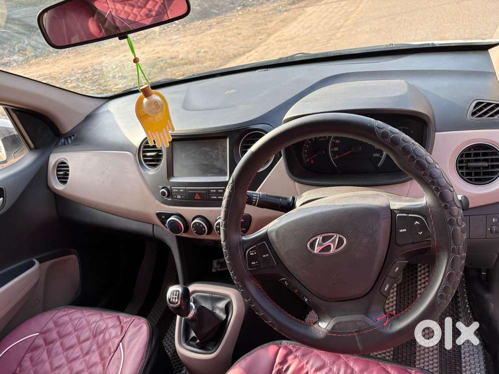Hyundai Grand I10 Sportz (o) 1.2 At Vtvt, 2019, Petrol