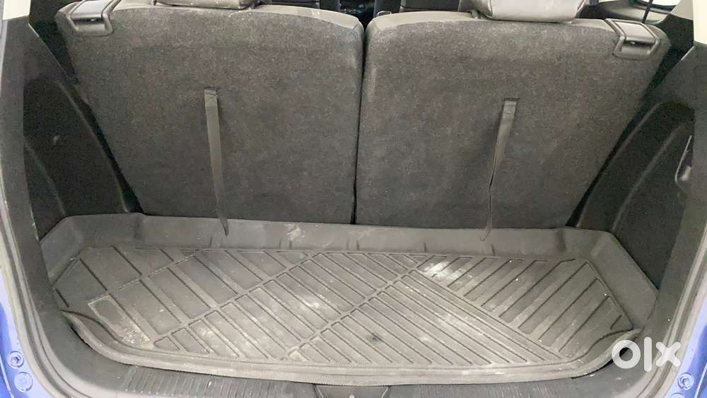 Maruti Suzuki Xl6 Alpha At, 2021, Petrol