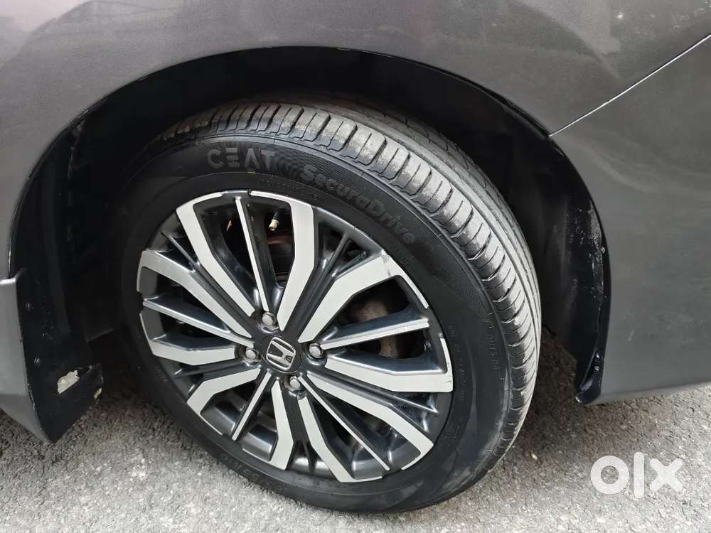 Honda City Vx 2017 Petrol Sunroof Automatic
