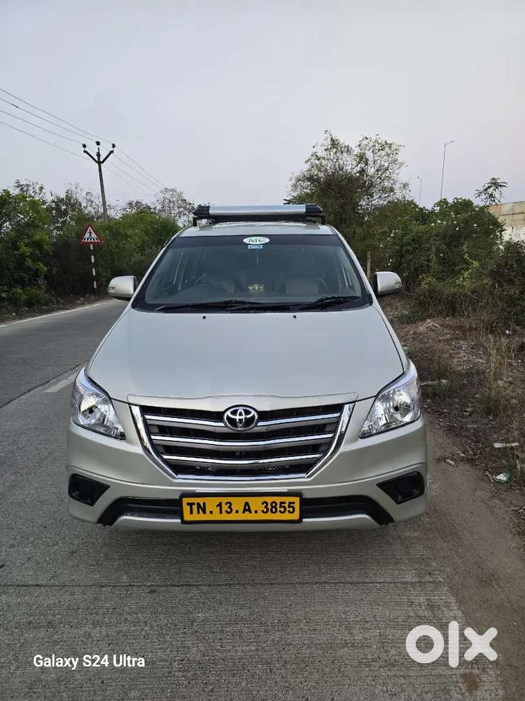 Toyota Innova 2014 Diesel Well Maintained