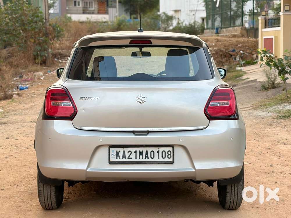 Maruti Suzuki Swift Vxi + Manual, 2023, Petrol