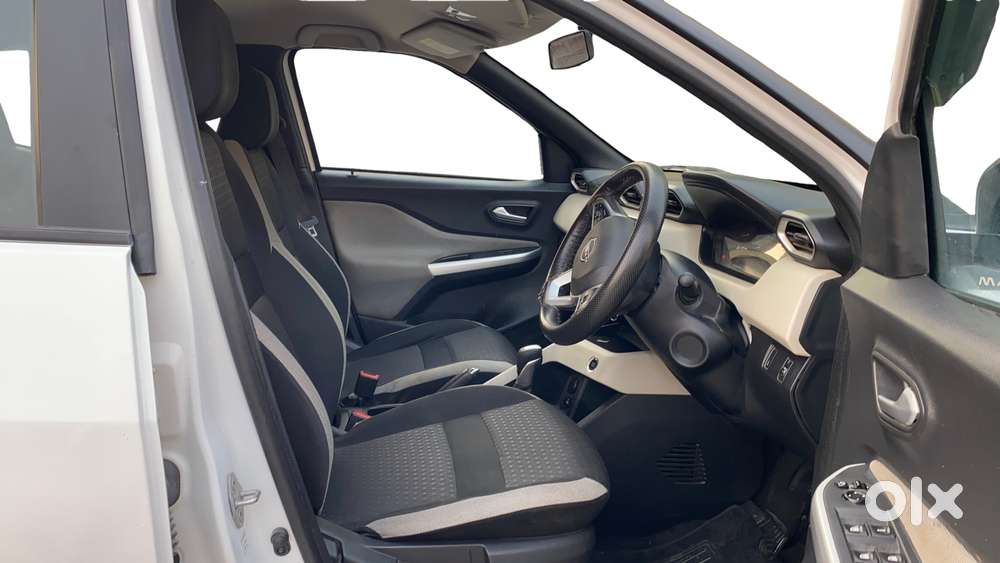 Nissan Magnite 1.0 Xv Turbo Cvt, 2022, Petrol