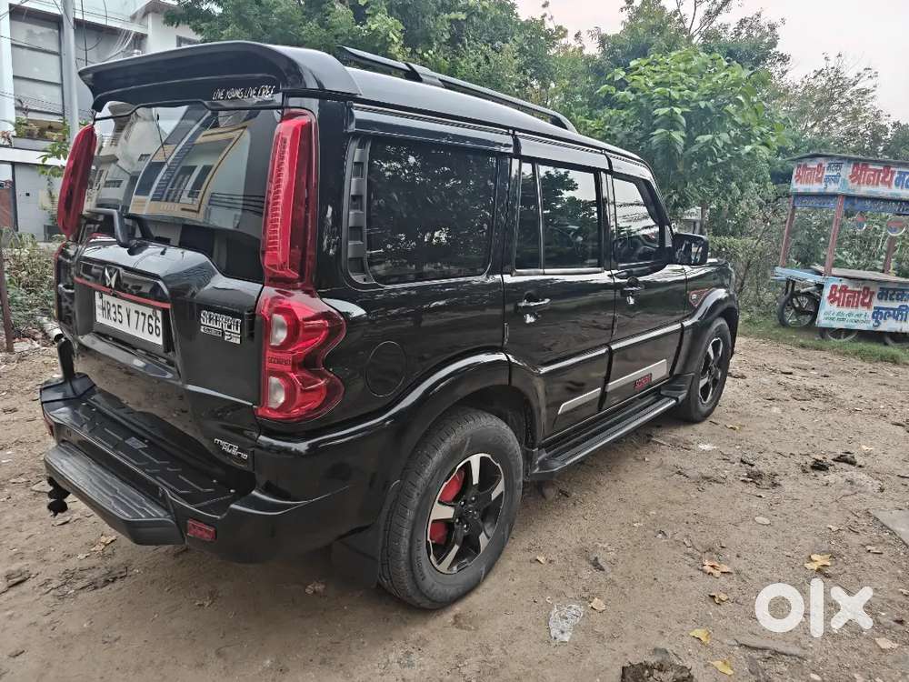 Mahindra Scorpio Classic 2.2 2023 Very Nice Candection