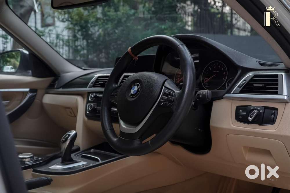 Bmw 3 Series 2.0 320i Luxury Line, 2017, Petrol