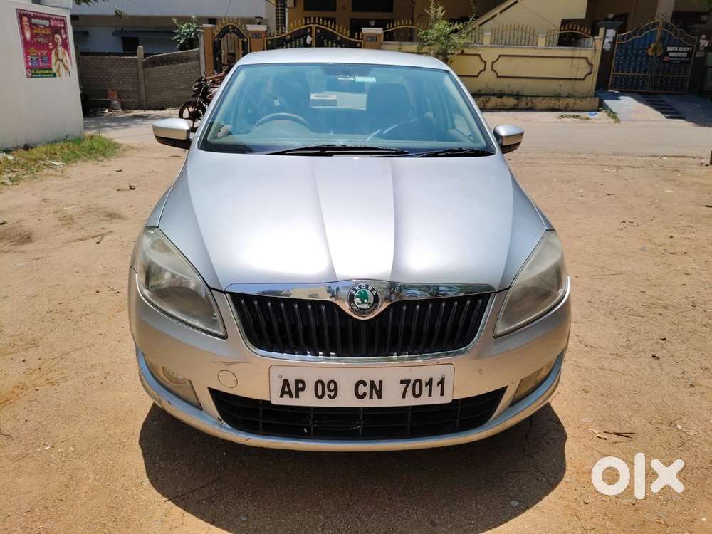 Skoda Rapid 1.0 Ambition Tsi At, 2012