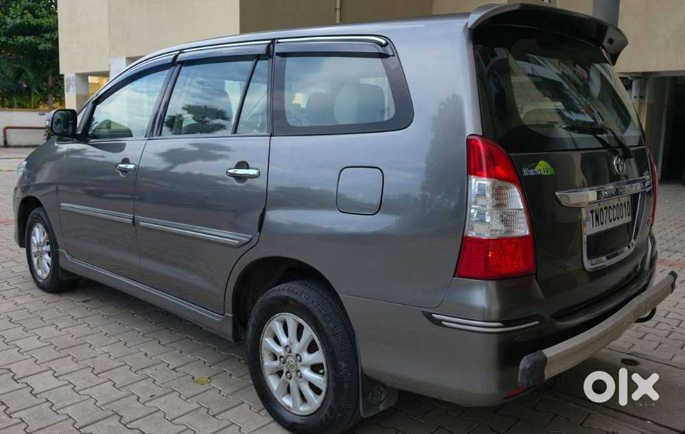 Toyota Innova 2.5 Vx 7 Seater Bs Iv, 2012, Diesel