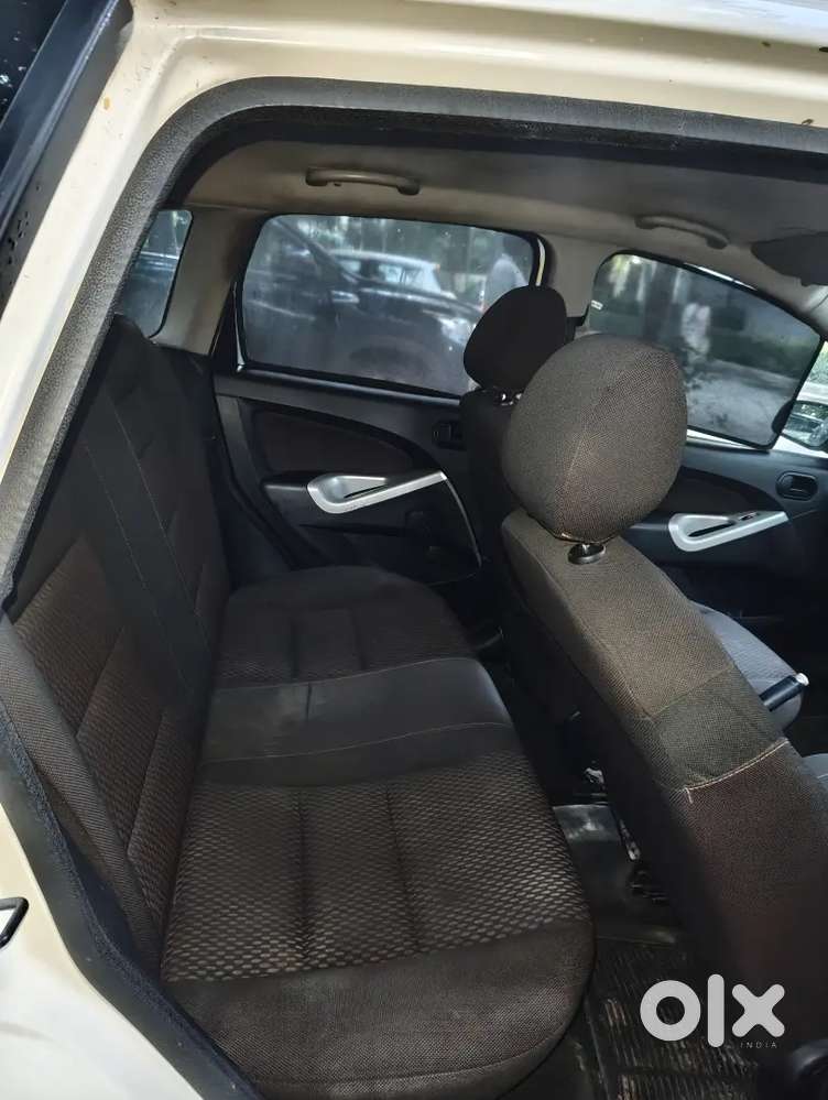 Ford Figo 1.2 Petrol 2011