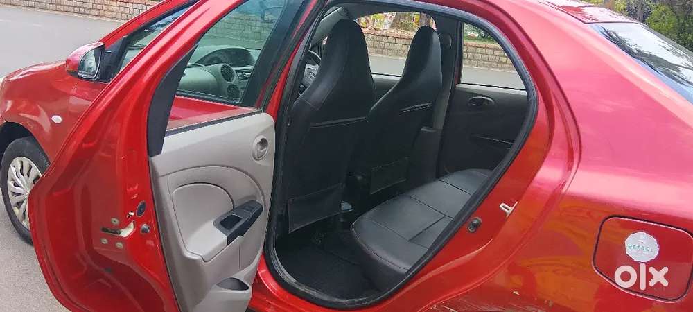 Toyota Etios 2011 Petrol 72000 Km Driven