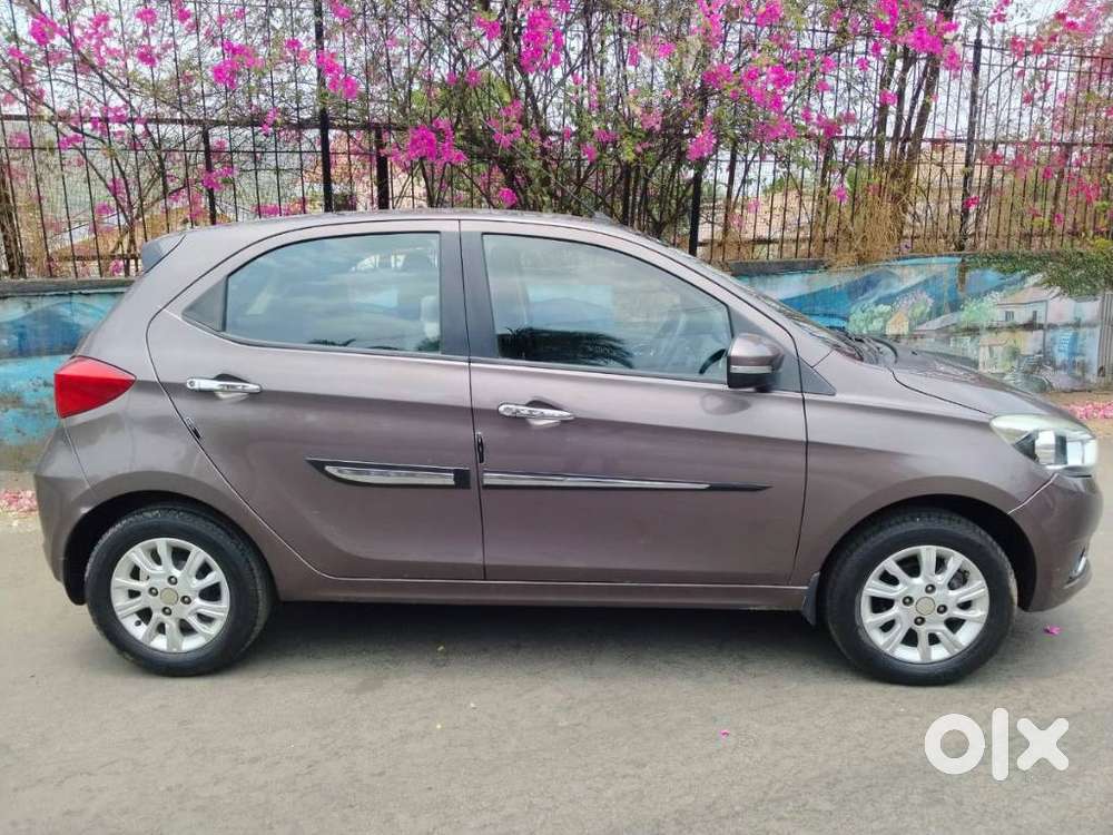 Tata Tiago Xza, 2017, Petrol