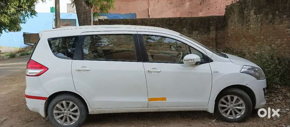 Maruti Suzuki Ertiga 2016 Petrol 76000 Km Driven