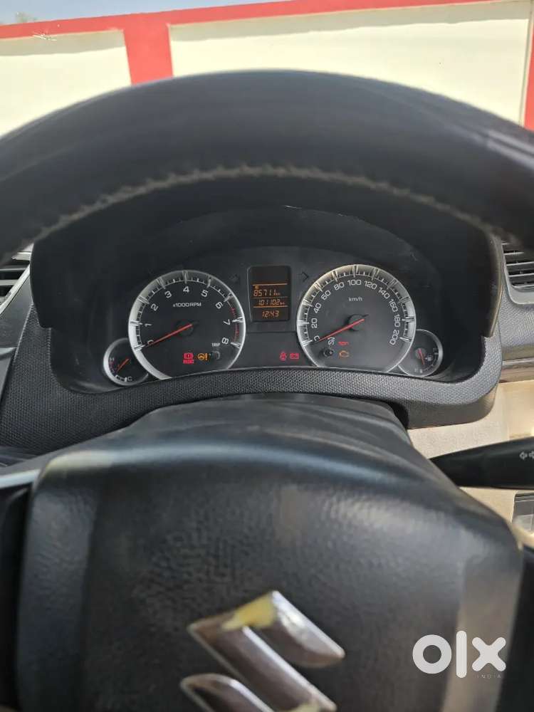 Maruti Suzuki Dzire 2016 Diesel Well Maintained