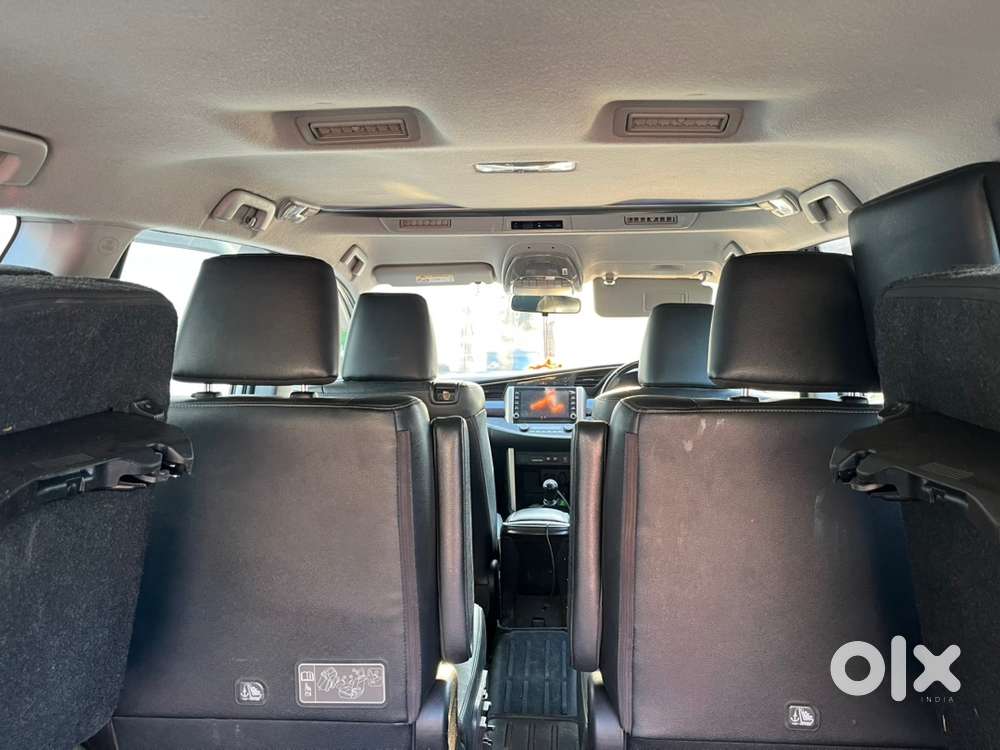 2022 Toyota Innova Crysta 2.4 Zx - Service Record Available