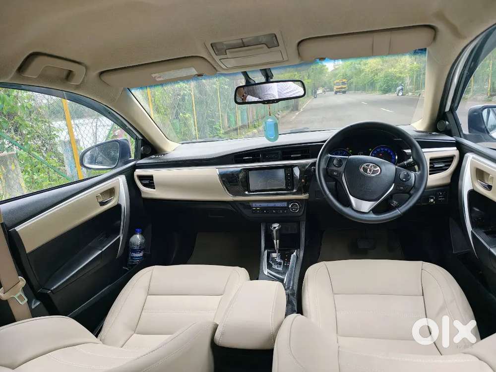 Toyota Corolla Altis 2015