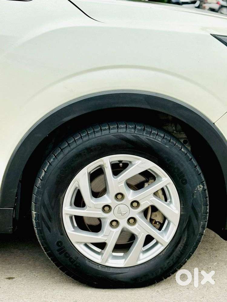 Mahindra Xuv300 W8 Option Diesel, 2023, Diesel