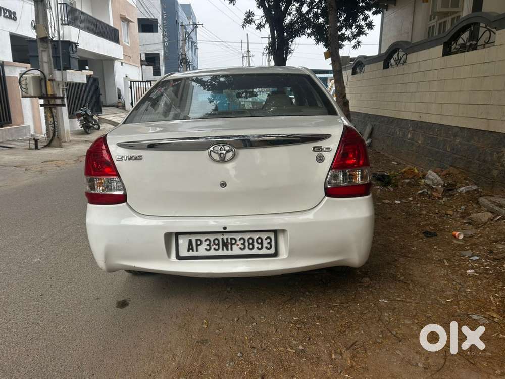 Toyota Etios 2015 Diesel Well Maintained
