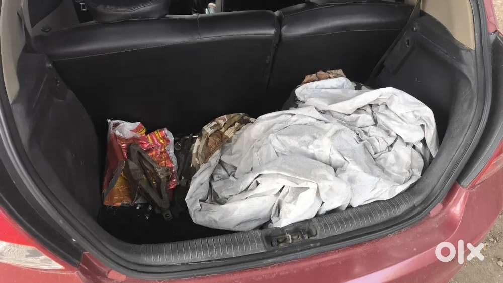 Honda I20 Abz Car Petrol  2013