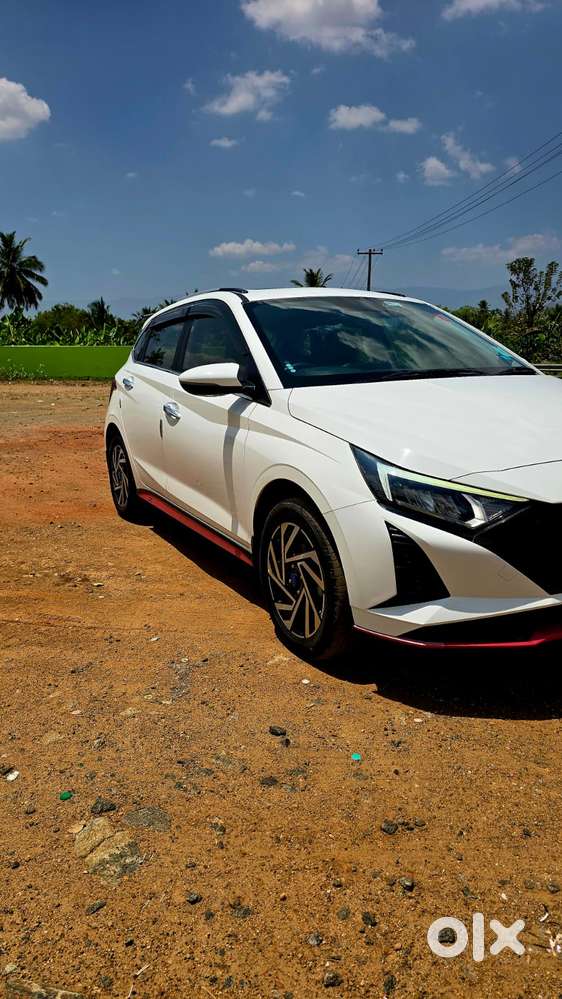 Hyundai I20 Asta (o) 1.2 Mt, 2023, Petrol