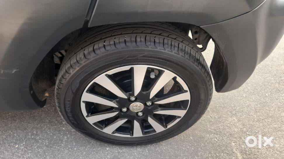 Toyota Etios Cross 1.2l G, 2019, Petrol