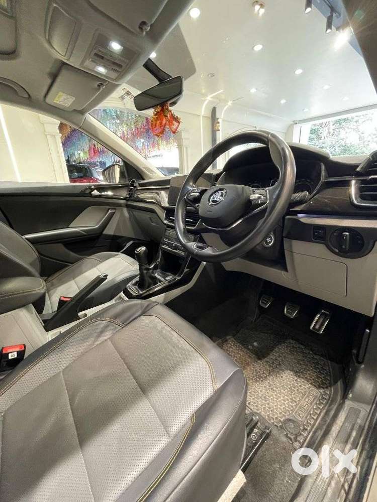 Skoda Kushaq 1.0 Tsi Style, 2022, Petrol