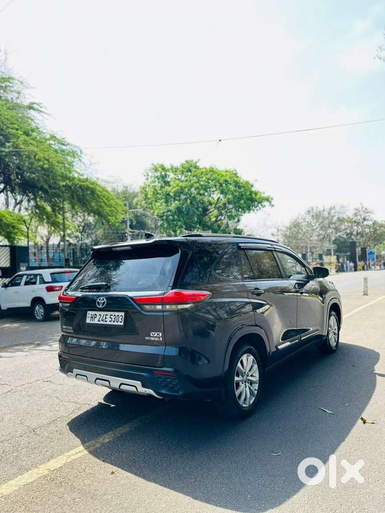 Toyota Innova Hycross 2.0 Vx Hybrid 7 Str, 2025, Petrol