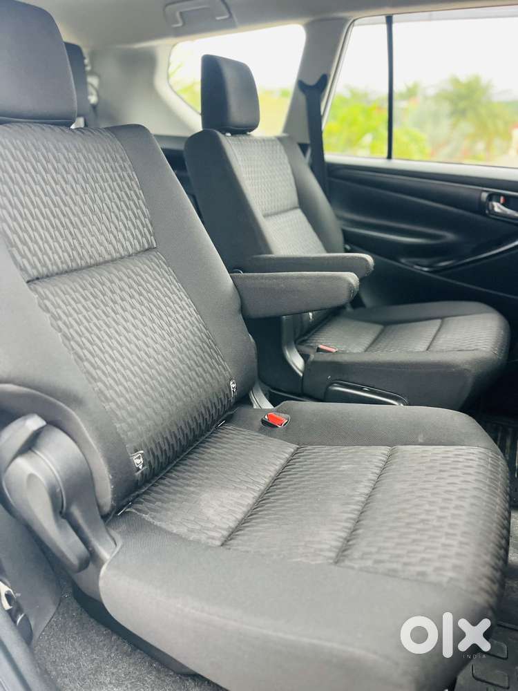 Toyota Innova Crysta 2.4 G Mt 7 Str, 2021, Diesel