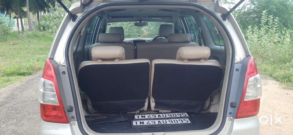 Toyota Innova 2.5 Vx 8 Seater Bs Iv, 2012, Diesel