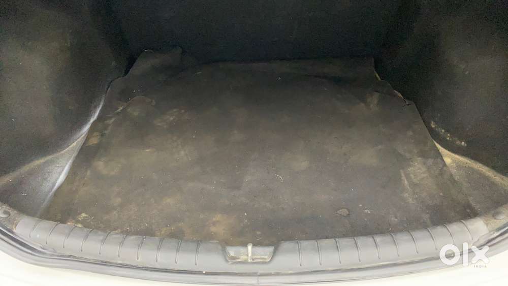 Hyundai Verna 1.6 Sx (o) Vtvt At, 2019, Petrol